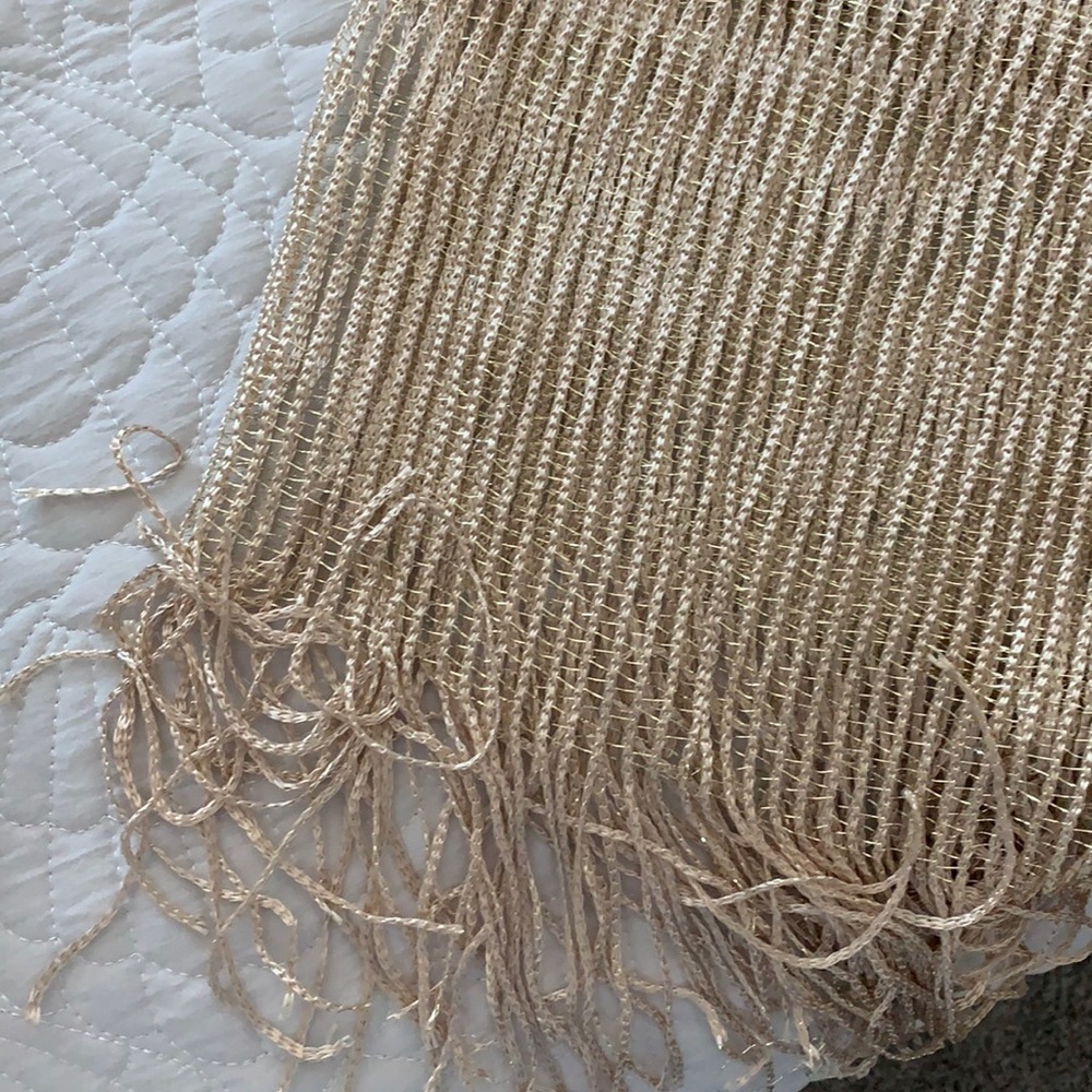 Woman’s scarf